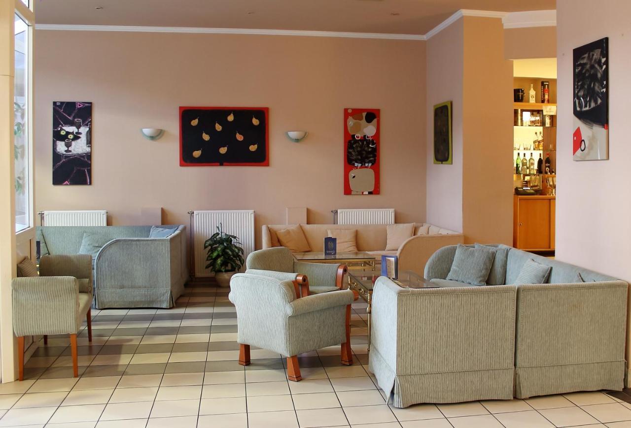נג'קניז'ה Hotel Central מראה חיצוני תמונה